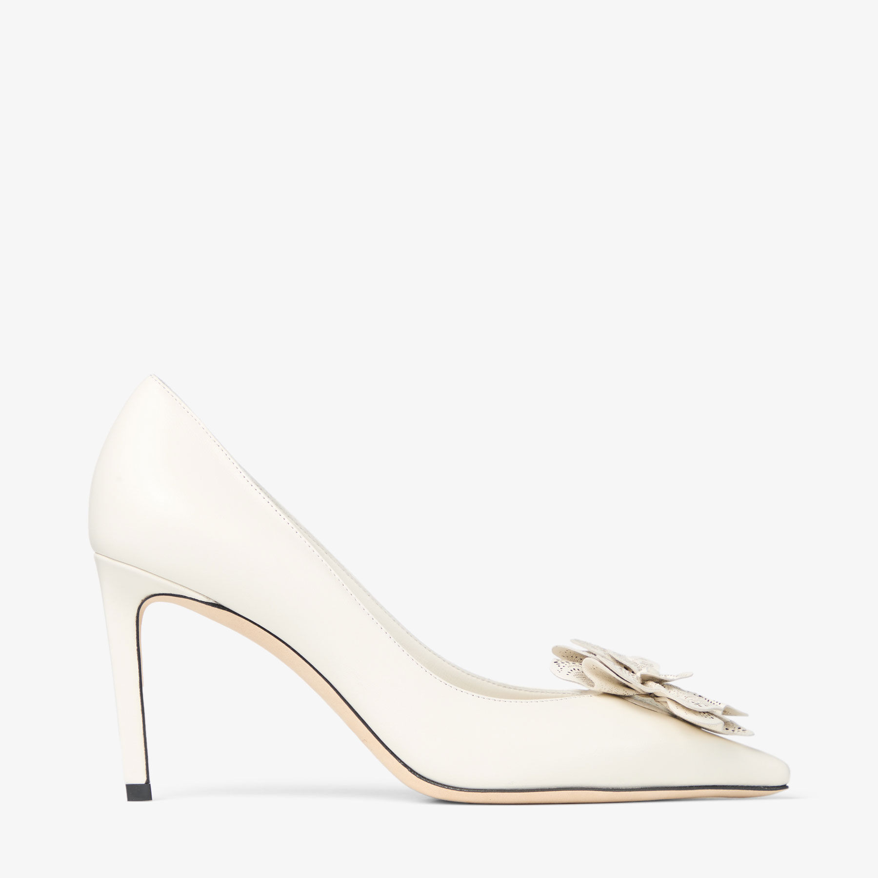 ミミ パンプ 85 | ラテ シャイニーナッパレザー・レースコサージュ付き