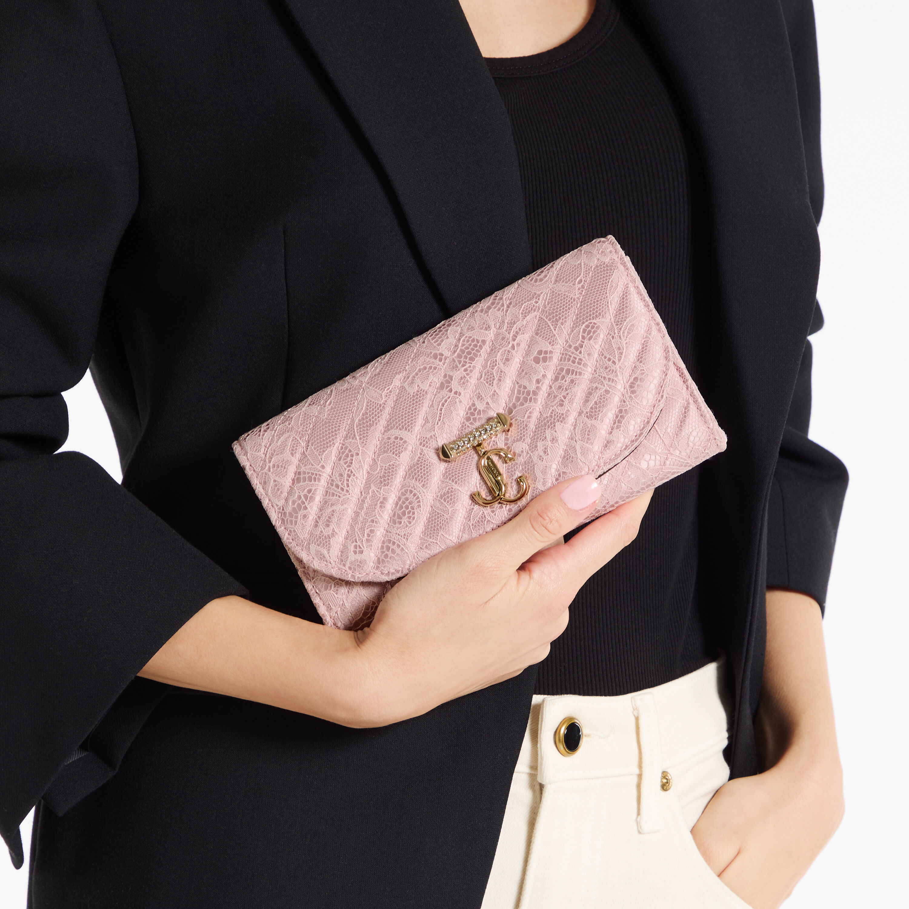 彼・彼女へ贈るラグジュアリーホリデーギフト | ジミー チュウ