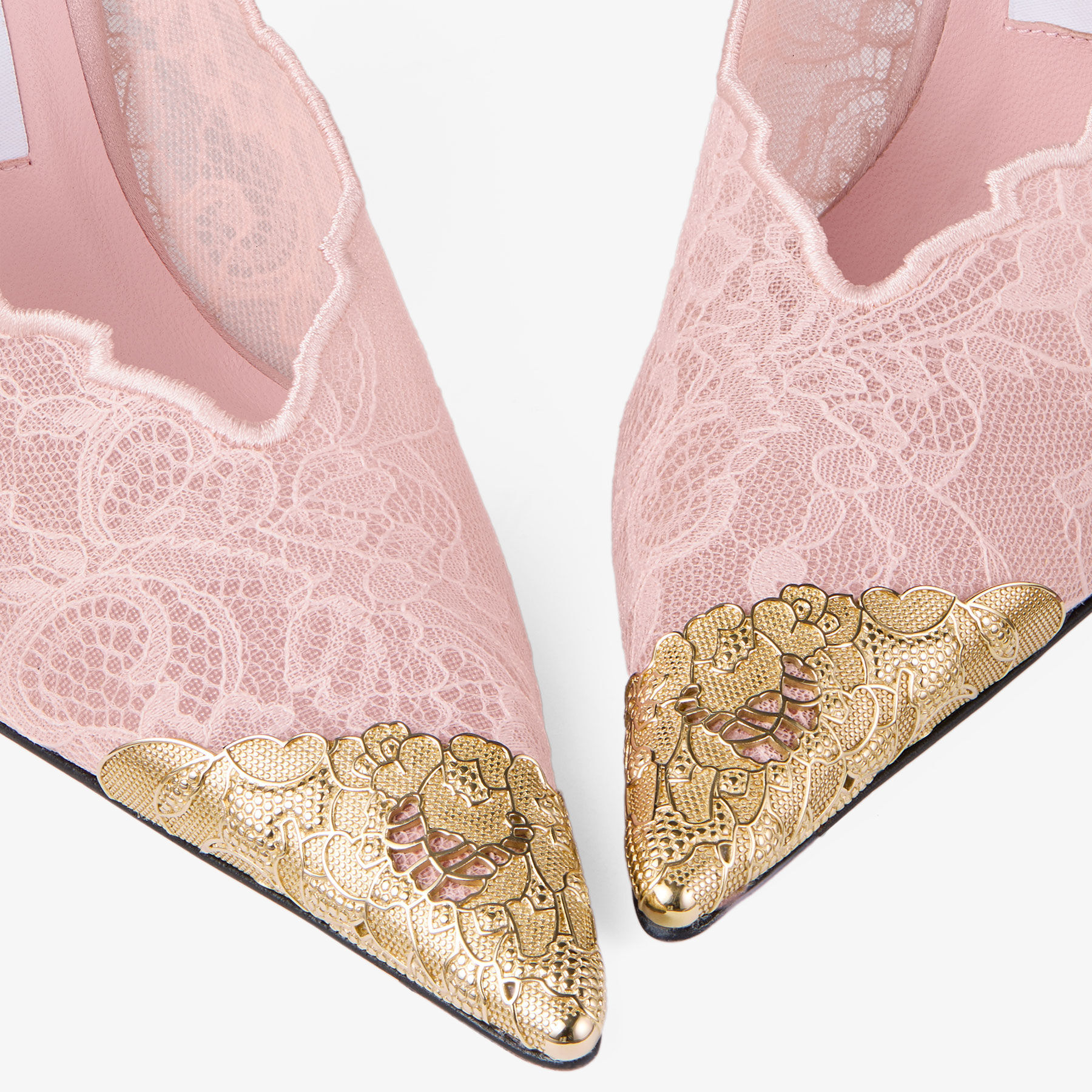 彼・彼女へ贈るラグジュアリーホリデーギフト | ジミー チュウ