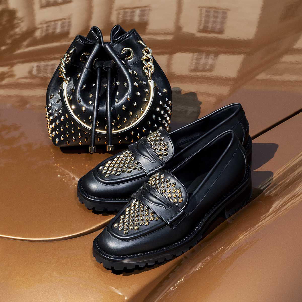 ジミーチュウ ローファー