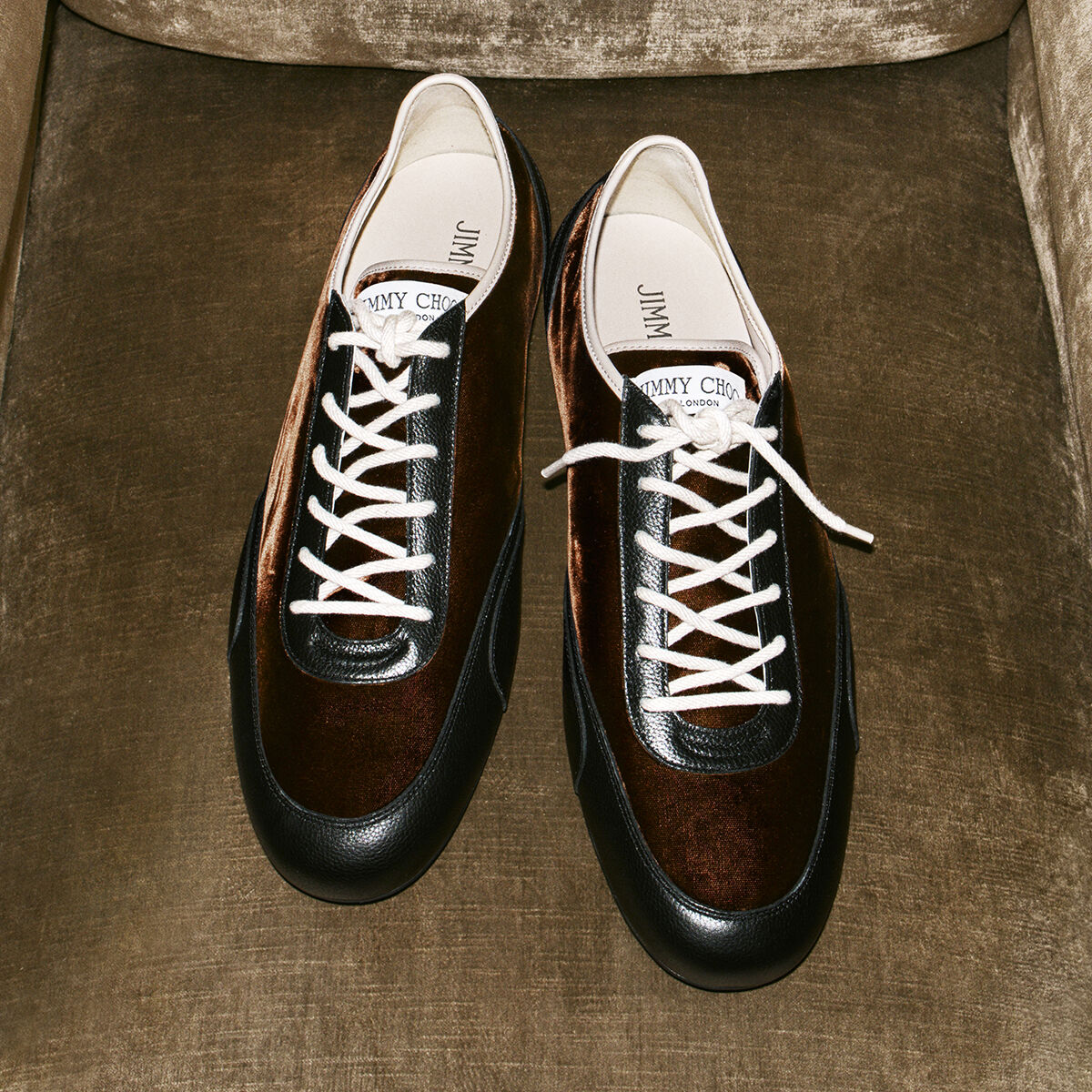 JIMMY CHOO ジミーチュウ　スニーカー　ブロンズ　サイズ40 新品 SUNNYMZGD_027943_CAMPAIGN_vg87