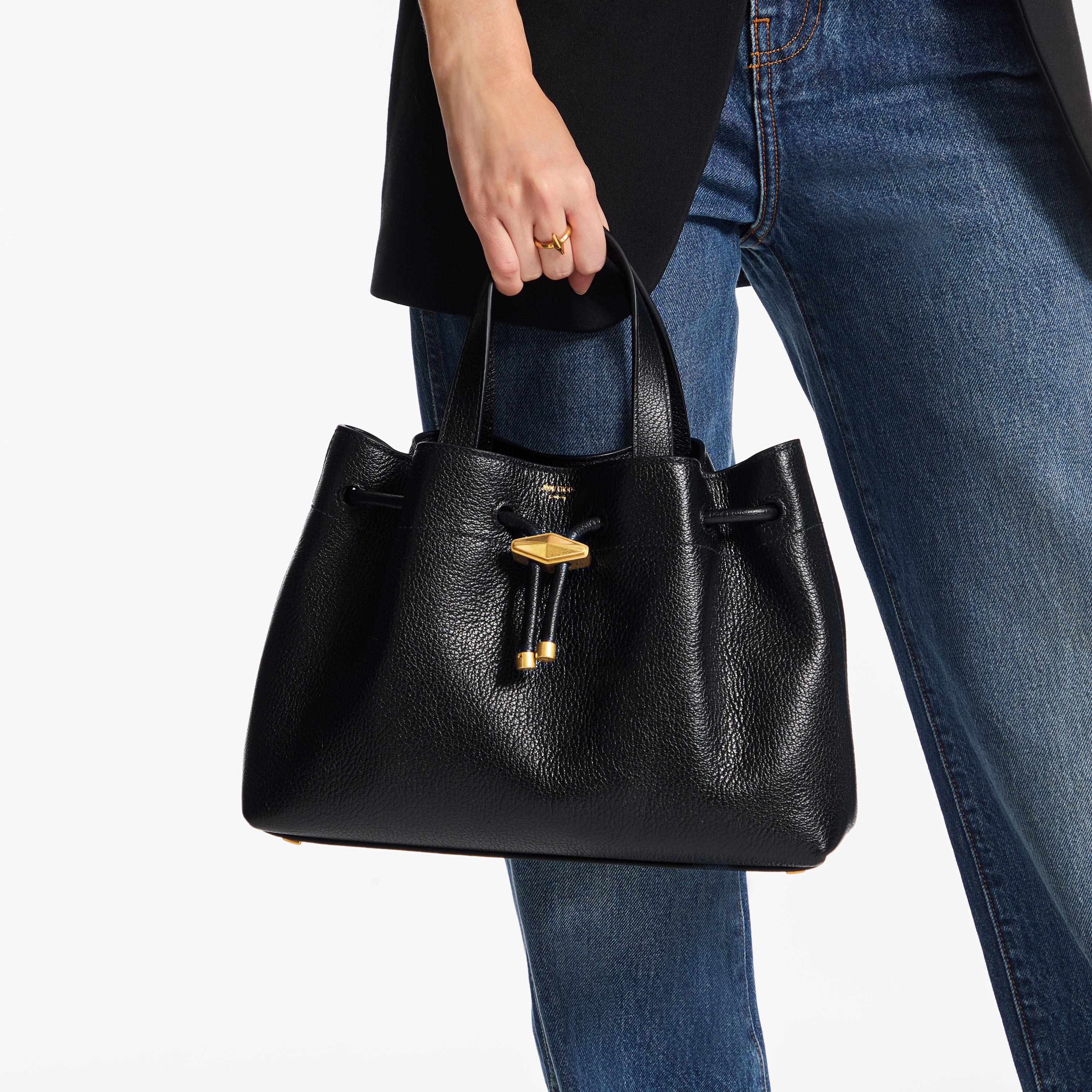 ジミー チュウ - 公式サイト | ラグジュアリーなシューズ、バッグ