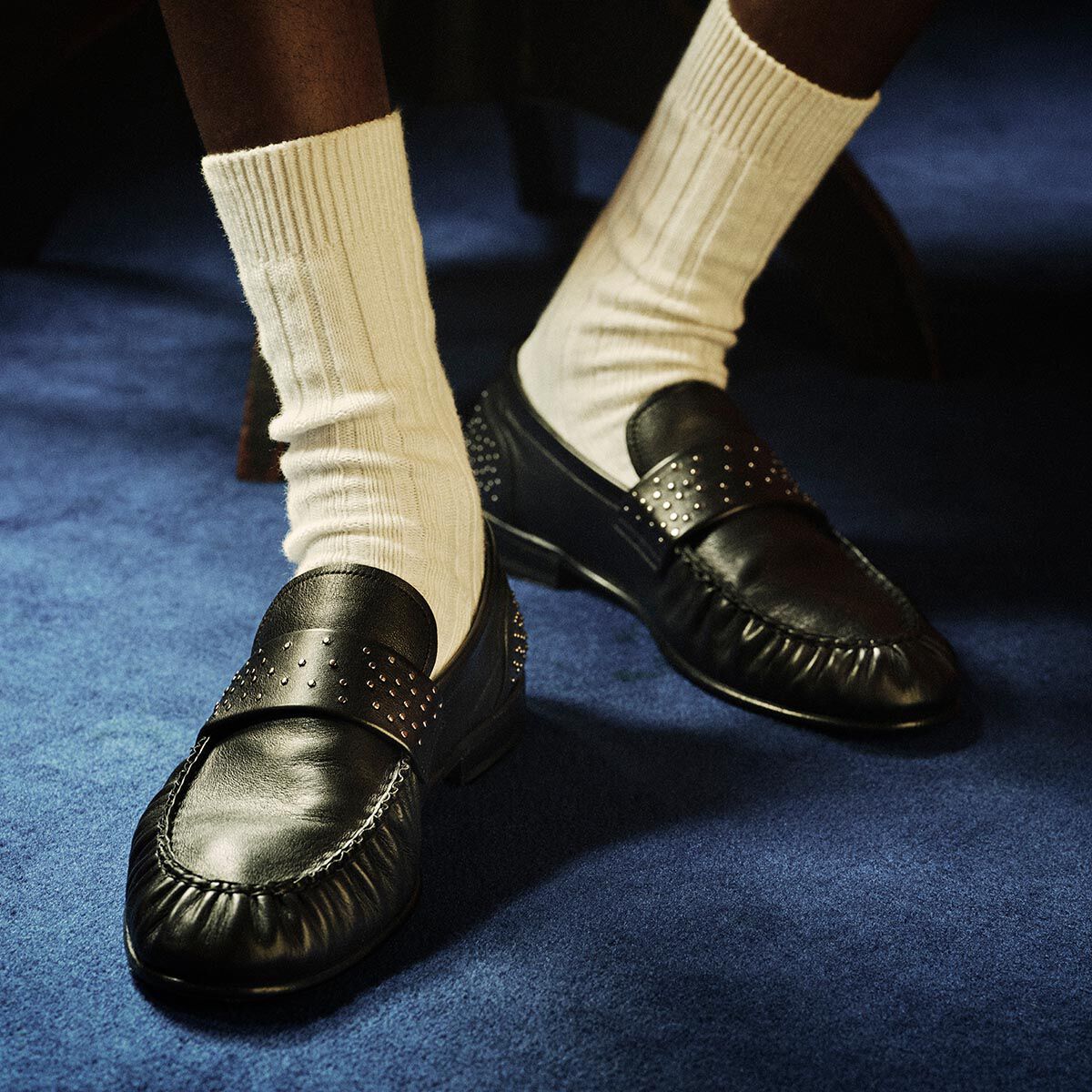 エリス ローファー / M |ブラック レザー・フラットスタッズ付き