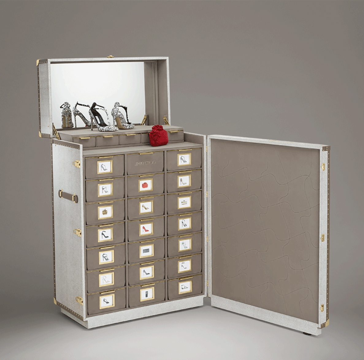 The Memento Trunk